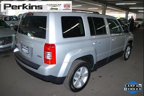 Jeep Patriot 2011 photo 1