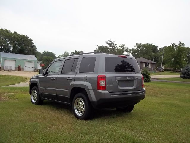 Jeep Patriot 2012 photo 2