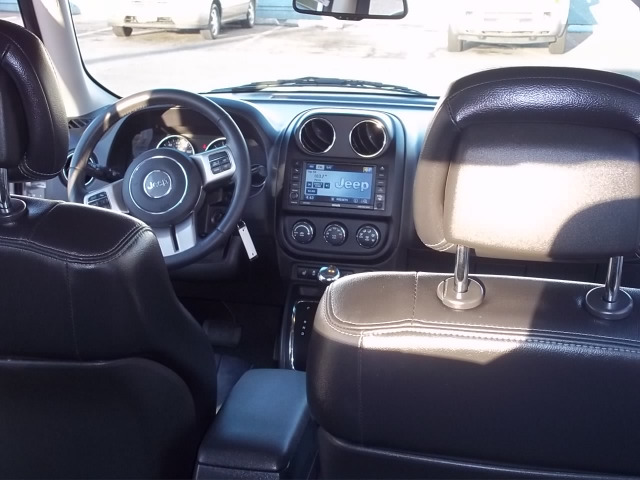 Jeep Patriot 2012 photo 2