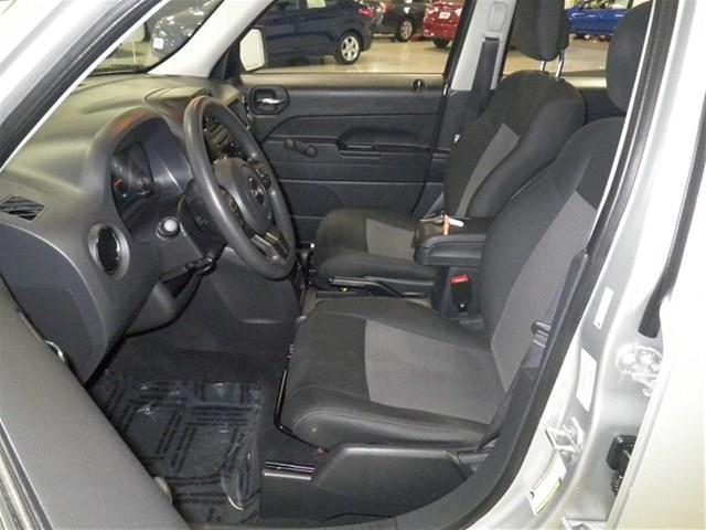 Jeep Patriot 4X4- SR5- Double Cab SUV