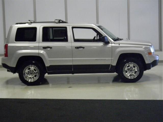 Jeep Patriot 2012 photo 4