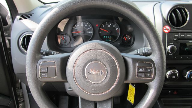 Jeep Patriot 2013 photo 8