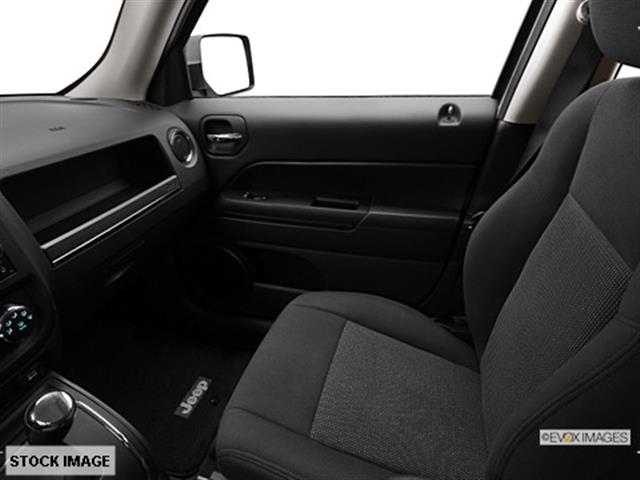 Jeep Patriot 2013 photo 10