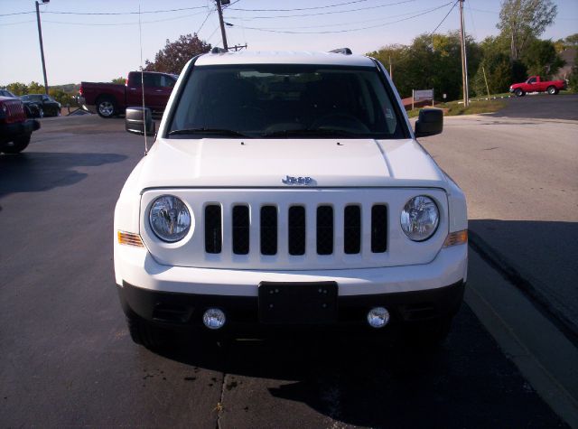 Jeep Patriot 2014 photo 1