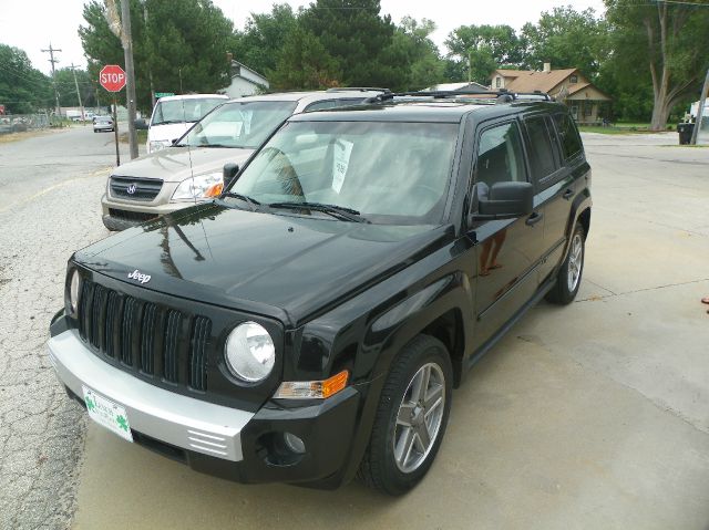 Jeep Patriot Limited FWD 2007 photo 3
