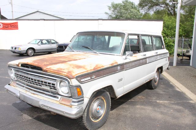 Jeep Wagoneer 1973 photo 21