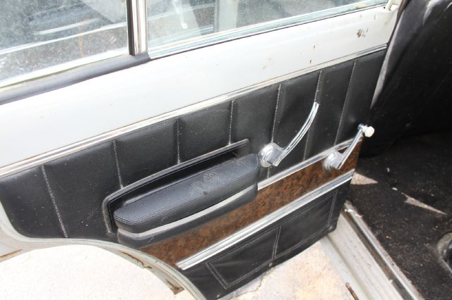 Jeep Wagoneer 1973 photo 7