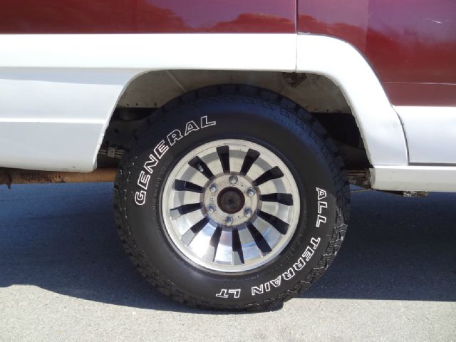 Jeep Wagoneer 1980 photo 3