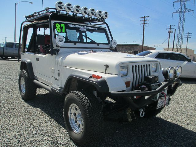 Jeep Wrangler 1987 photo 2