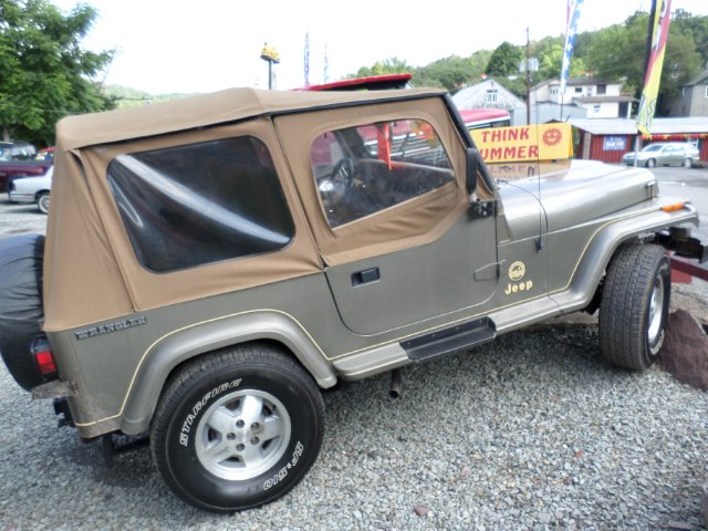 Jeep Wrangler 1988 photo 3