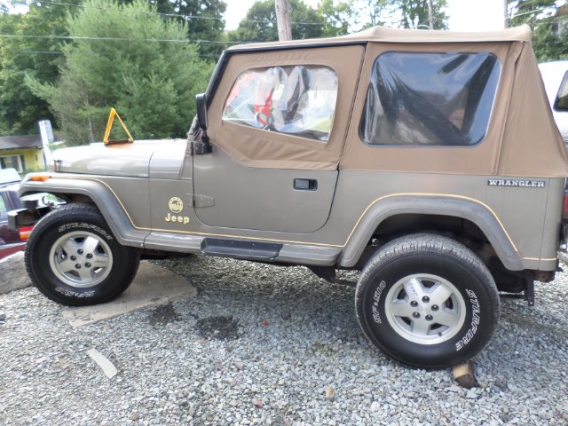 Jeep Wrangler 1988 photo 4