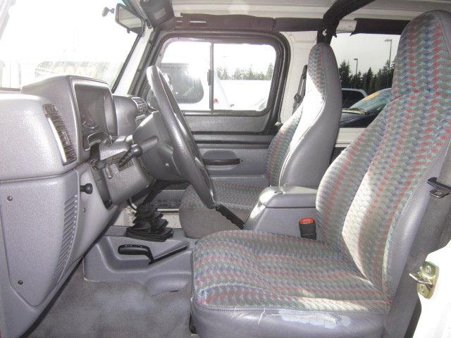 Jeep Wrangler 1997 photo 3