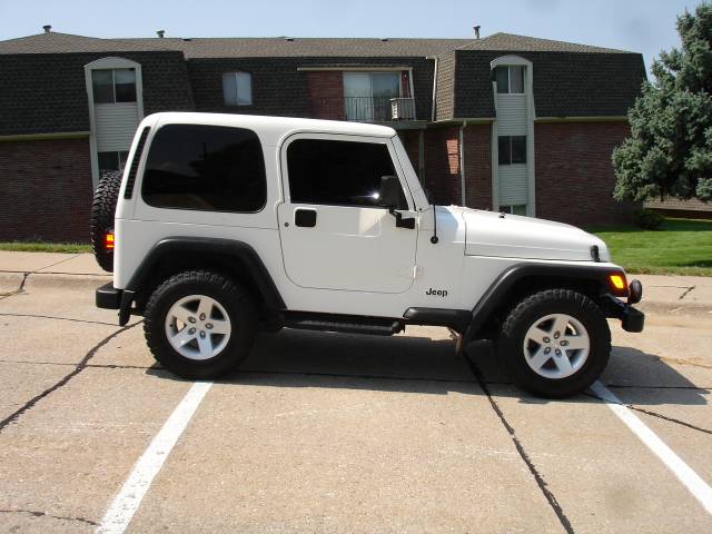 Jeep Wrangler 1997 photo 2