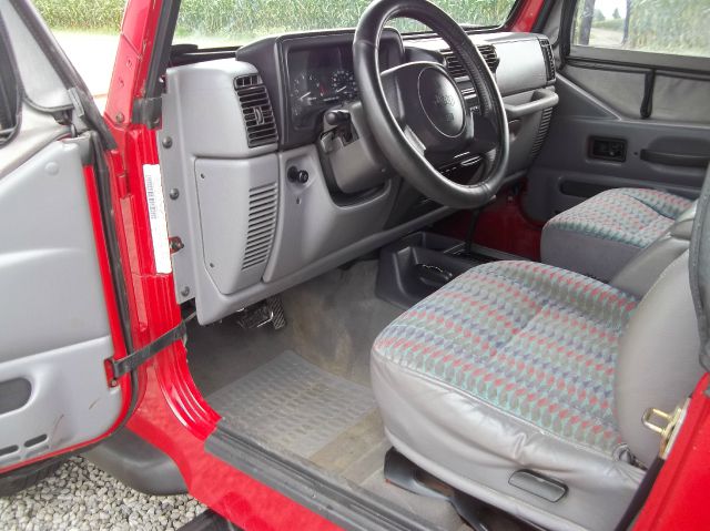 Jeep Wrangler SE SUV