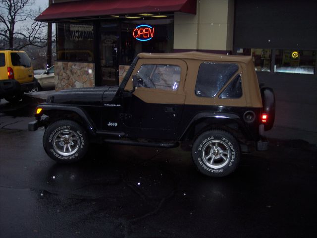 Jeep Wrangler 1997 photo 3