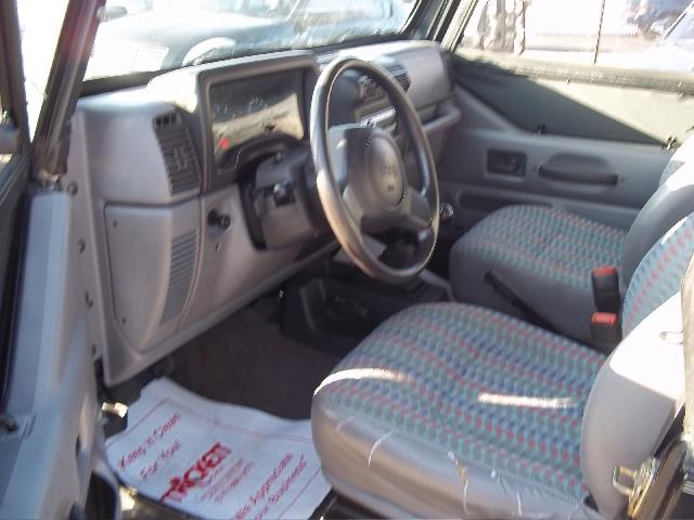 Jeep Wrangler 1997 photo 3