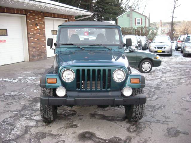 Jeep Wrangler 1997 photo 3