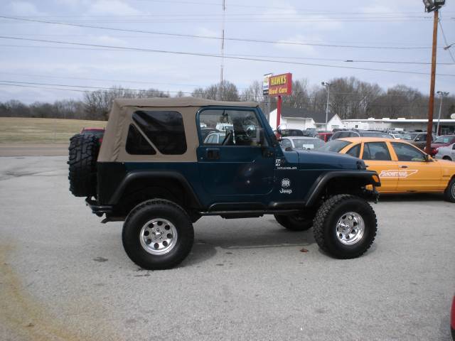 Jeep Wrangler SE Sport Utility