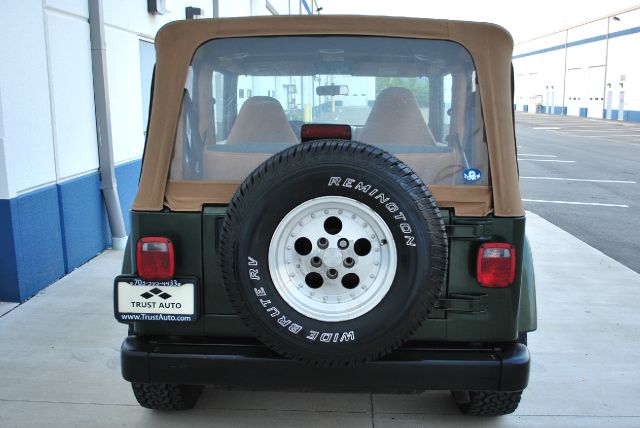 Jeep Wrangler 1997 photo 16