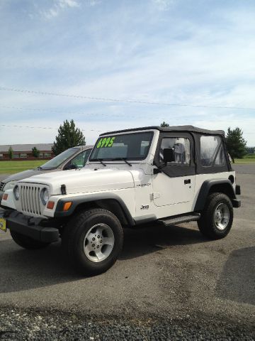 Jeep Wrangler SE SUV