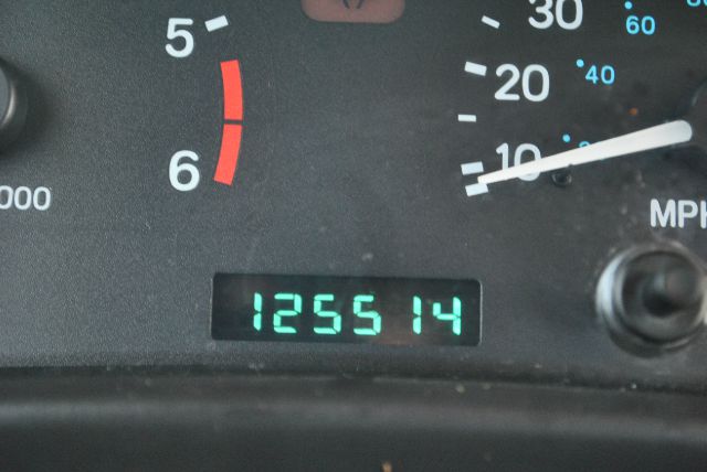 Jeep Wrangler 1997 photo 2