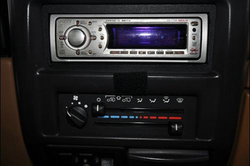 Jeep Wrangler 1998 photo 2