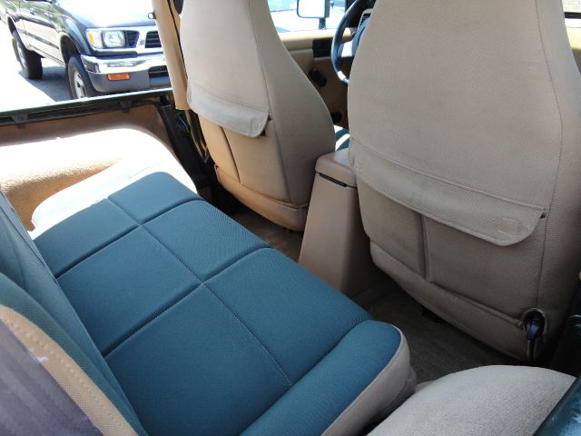 Jeep Wrangler 1998 photo 18