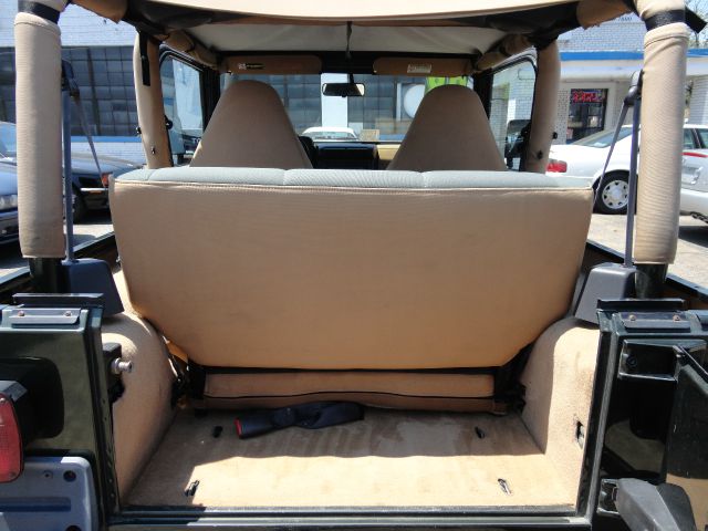 Jeep Wrangler 1998 photo 2