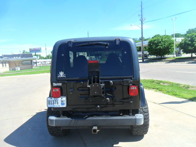 Jeep Wrangler 2000 photo 2