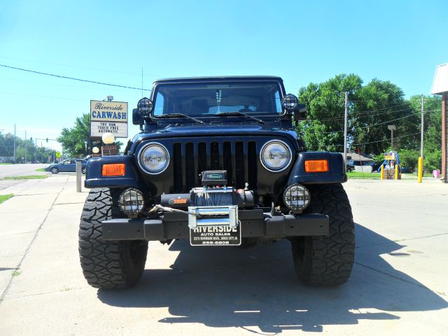 Jeep Wrangler 2000 photo 3