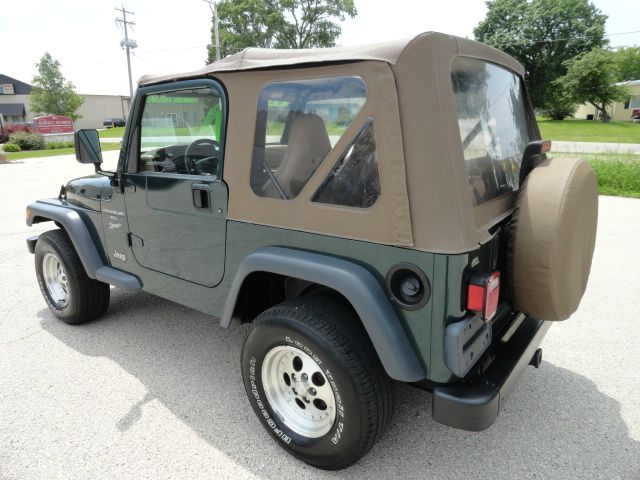 Jeep Wrangler 2000 photo 11