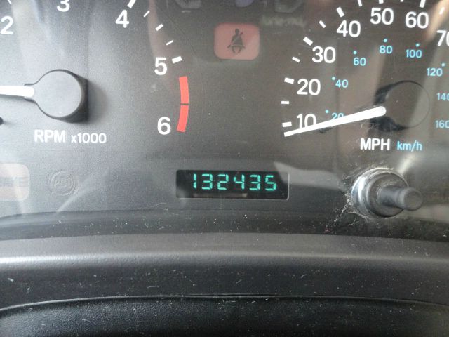 Jeep Wrangler 2000 photo 2