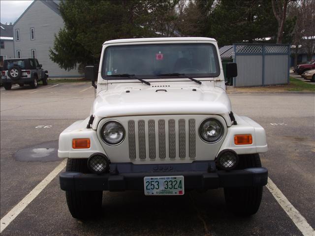 Jeep Wrangler 2000 photo 1
