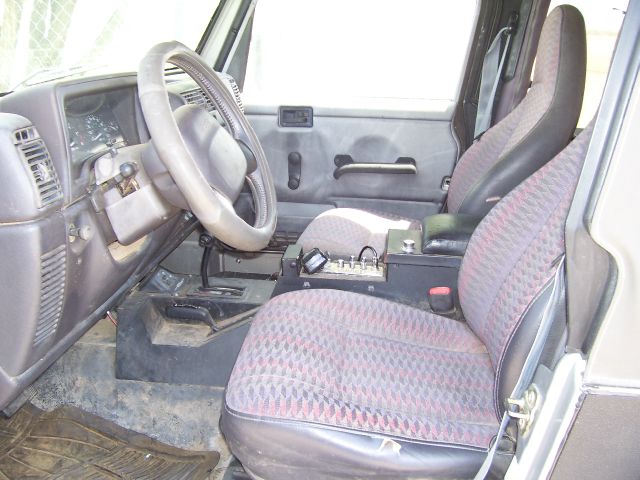 Jeep Wrangler 2000 photo 4