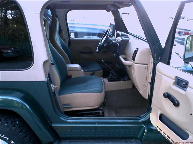 Jeep Wrangler 2000 photo 1