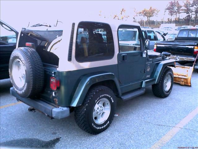 Jeep Wrangler 2000 photo 3