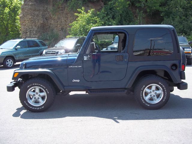Jeep Wrangler 2000 photo 18