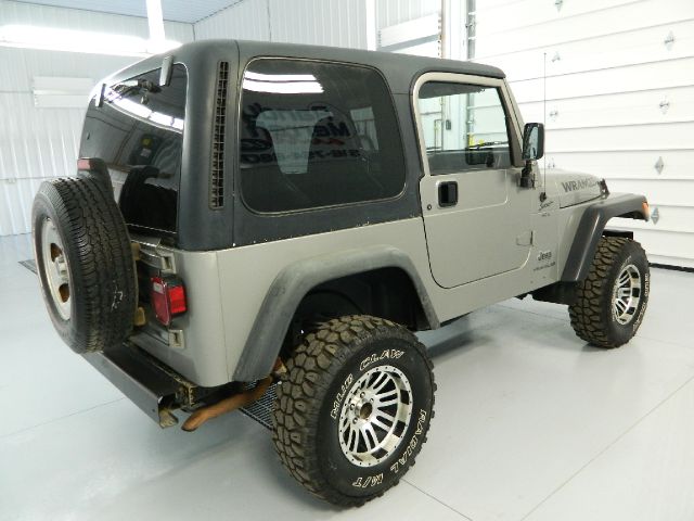 Jeep Wrangler 2000 photo 2