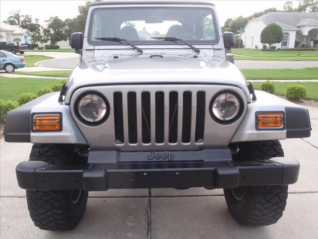 Jeep Wrangler 2000 photo 1