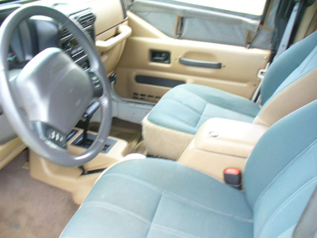 Jeep Wrangler 2000 photo 1