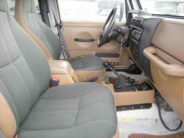 Jeep Wrangler 2000 photo 1