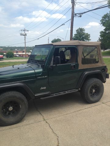 Jeep Wrangler SE SUV