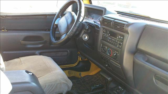 Jeep Wrangler 2001 photo 2