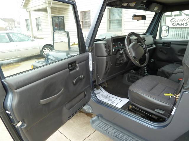 Jeep Wrangler 2001 photo 3