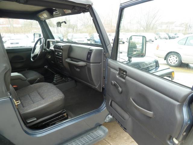 Jeep Wrangler 2001 photo 4