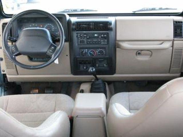 Jeep Wrangler 2001 photo 3