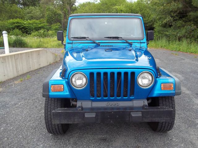 Jeep Wrangler 2002 photo 2