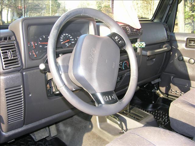 Jeep Wrangler 2002 photo 2