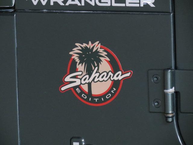 Jeep Wrangler 2005 Nissan XE SUV