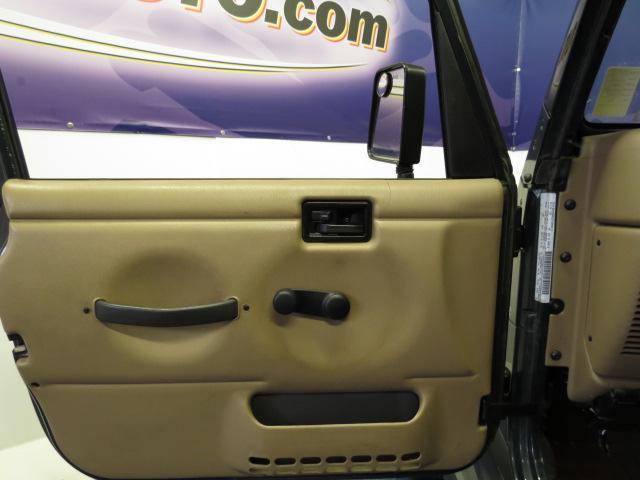 Jeep Wrangler 2002 photo 3